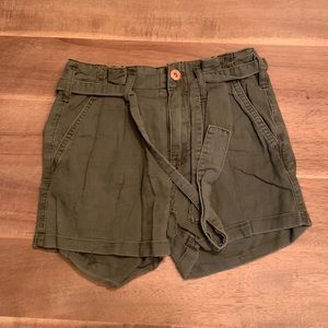 Abercrombie kids girls olive belted shorts